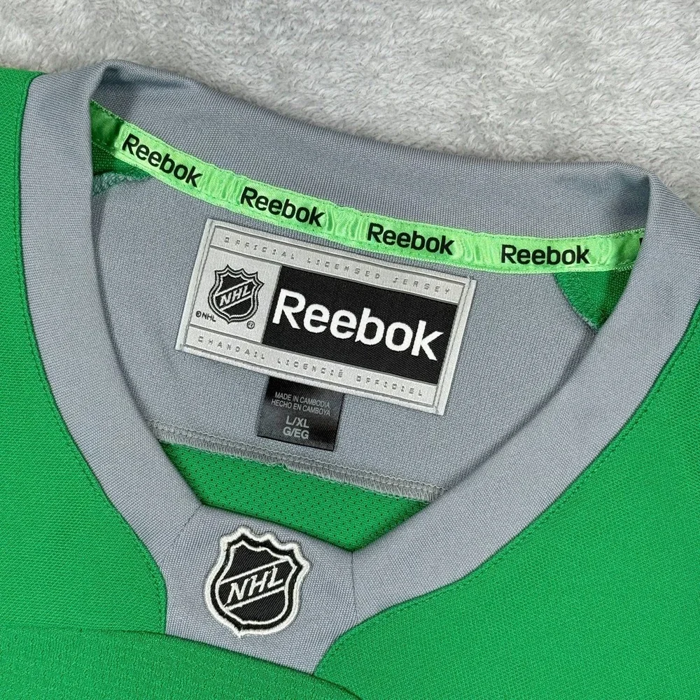 Reebok nwt chicago